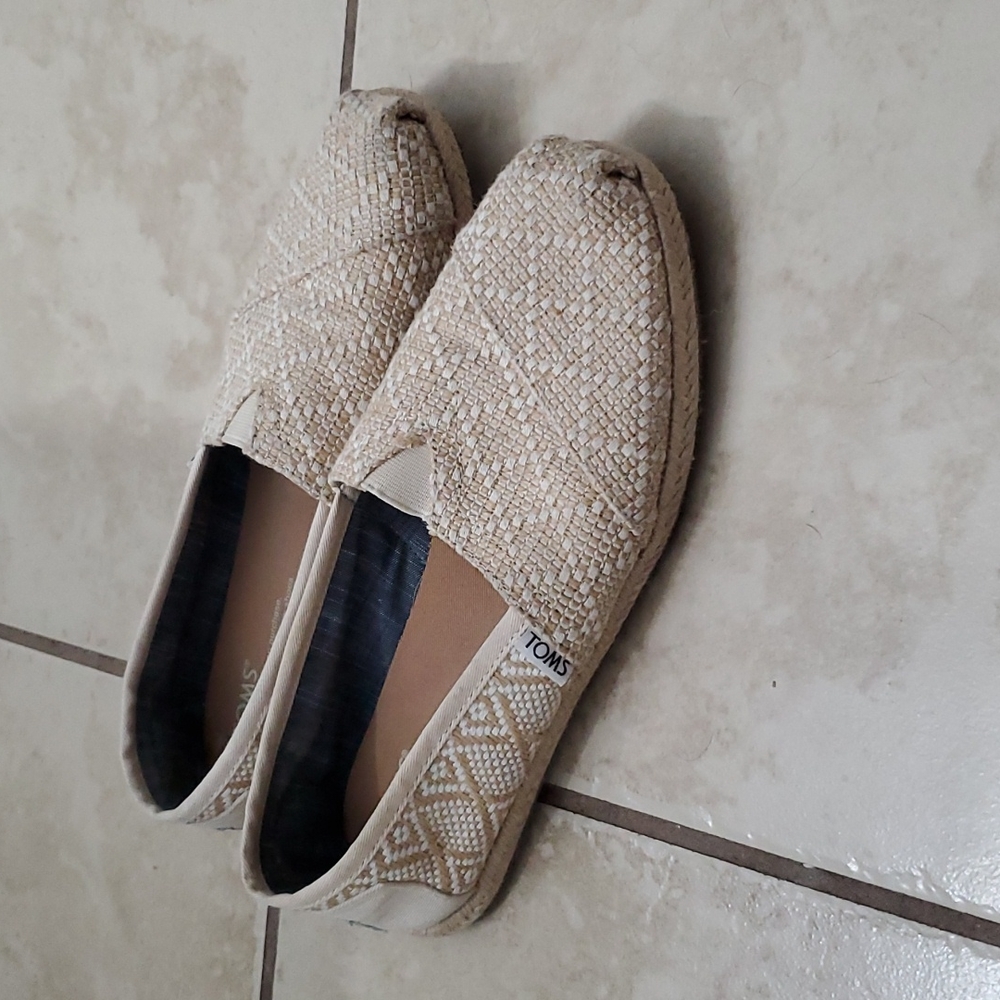 TOMS Women Classic Burlap Slip ons W7